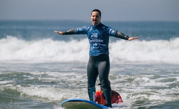 Surf Inclusivo na Praia de Matosinhos