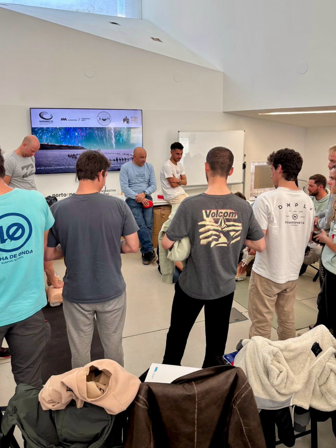 Segurança Aquática e Resgate para Surfistas